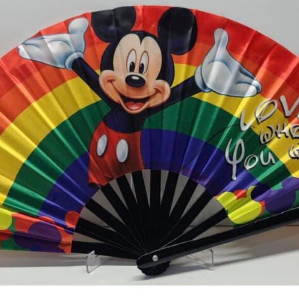 Clack Fan- Love who you want